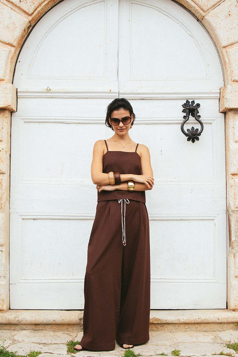 Свободные брюки изо льна